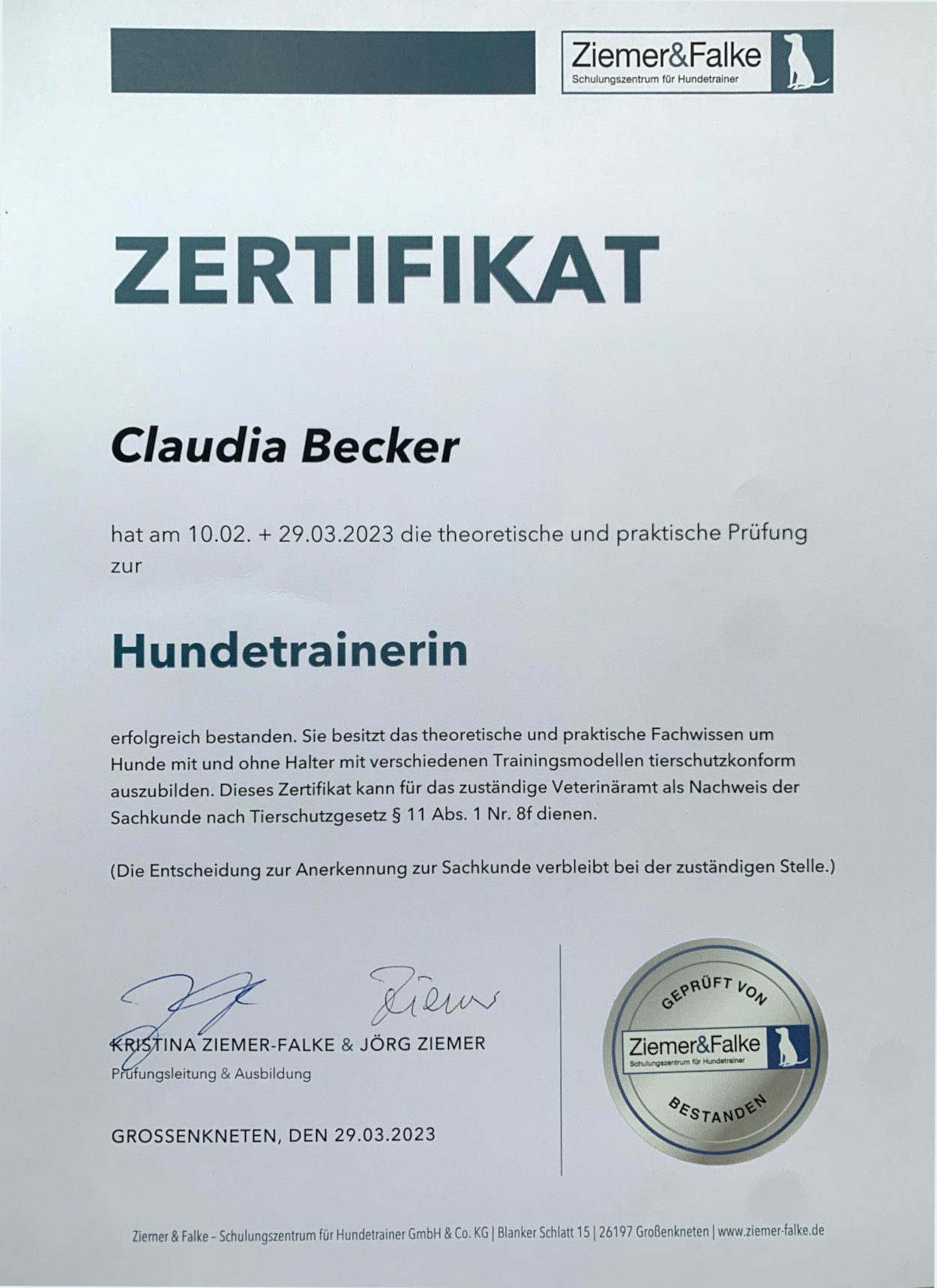 zertifikatHundetrainerin.jpg